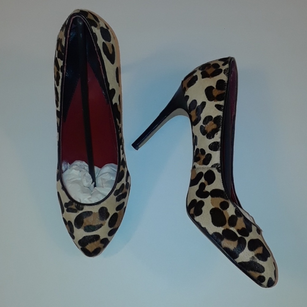Max Studio Calf Hair Leopard Pumps
